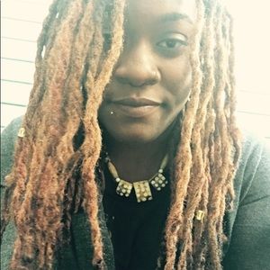 Meet your Posher, Beverly